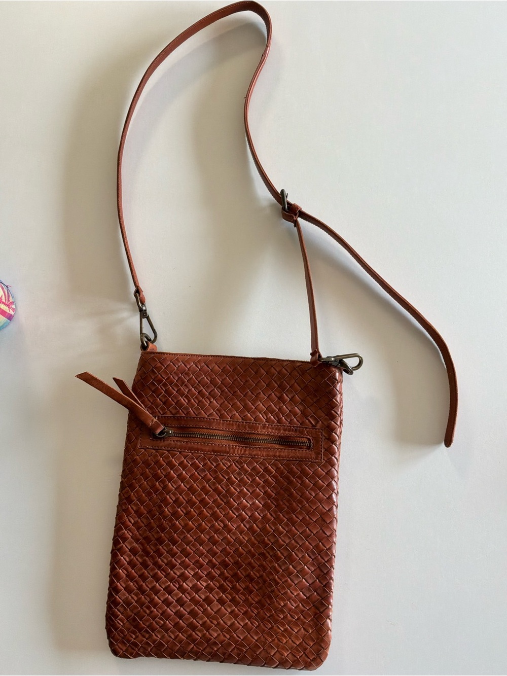 Woven Crossbody Bag in Brown - Sleek Everyday Carry - Platania leather